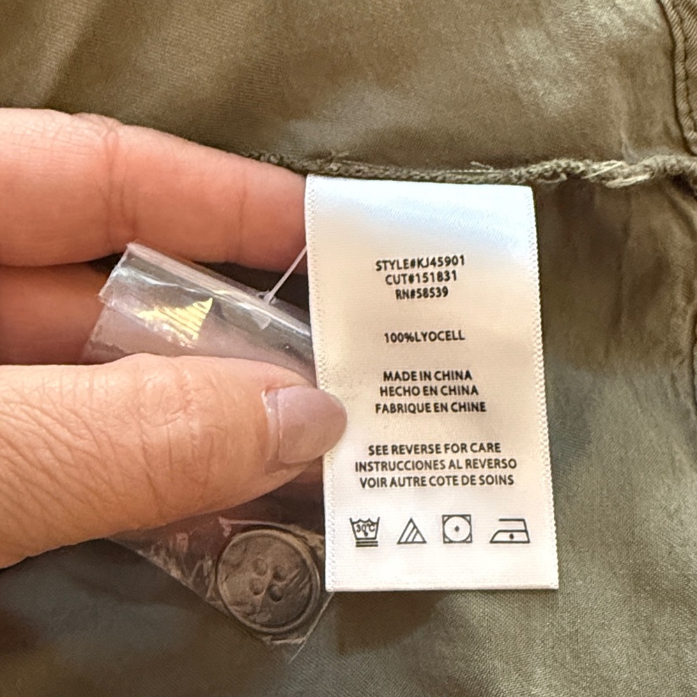 KUT from the Kloth Army Green Lightweight Utility Jacket, Size XL - Picture 10 of 11